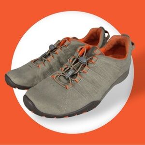 Clarks Privo Slip On Shoes Women 8M Beige Orange Bungee Tie Hiking Outdoor 64773